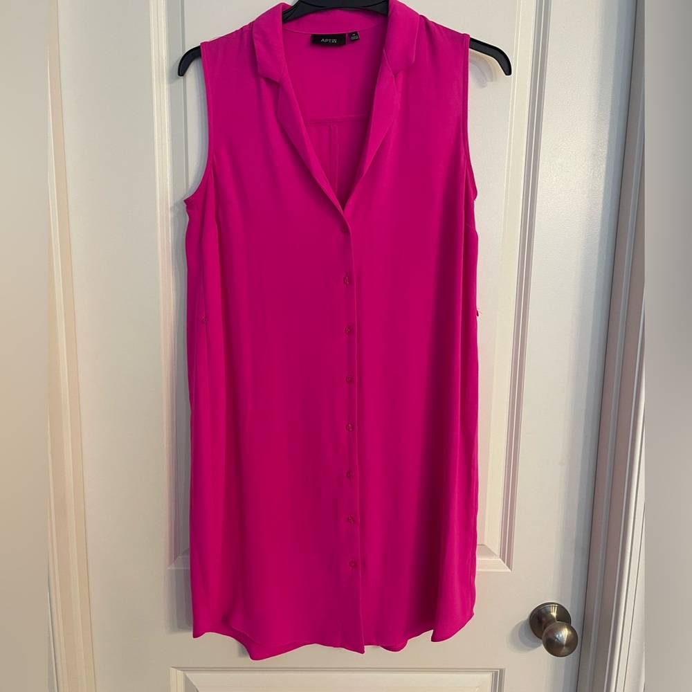 Hot pink dress! So fun for summer! Looks great with a jean jacket